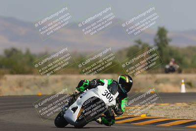 media/Sep-30-2023-SoCal Trackdays (Sat) [[636657bffb]]/Turn 4 (945am)/